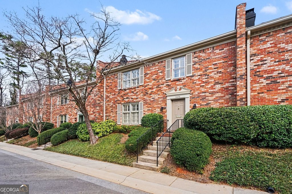 Photo of 1479 Leafview Road, Decatur, GA 30033 (MLS # 10703508)