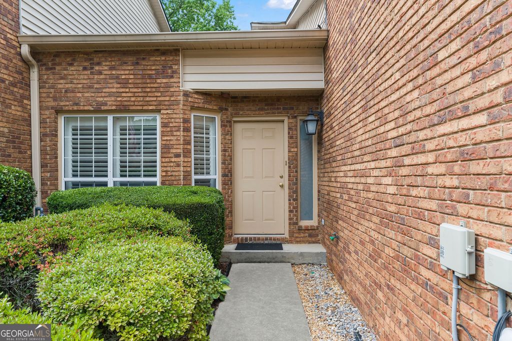 Photo of 4039 Fawn Run, Marietta, GA 30068 (MLS # 10760577)