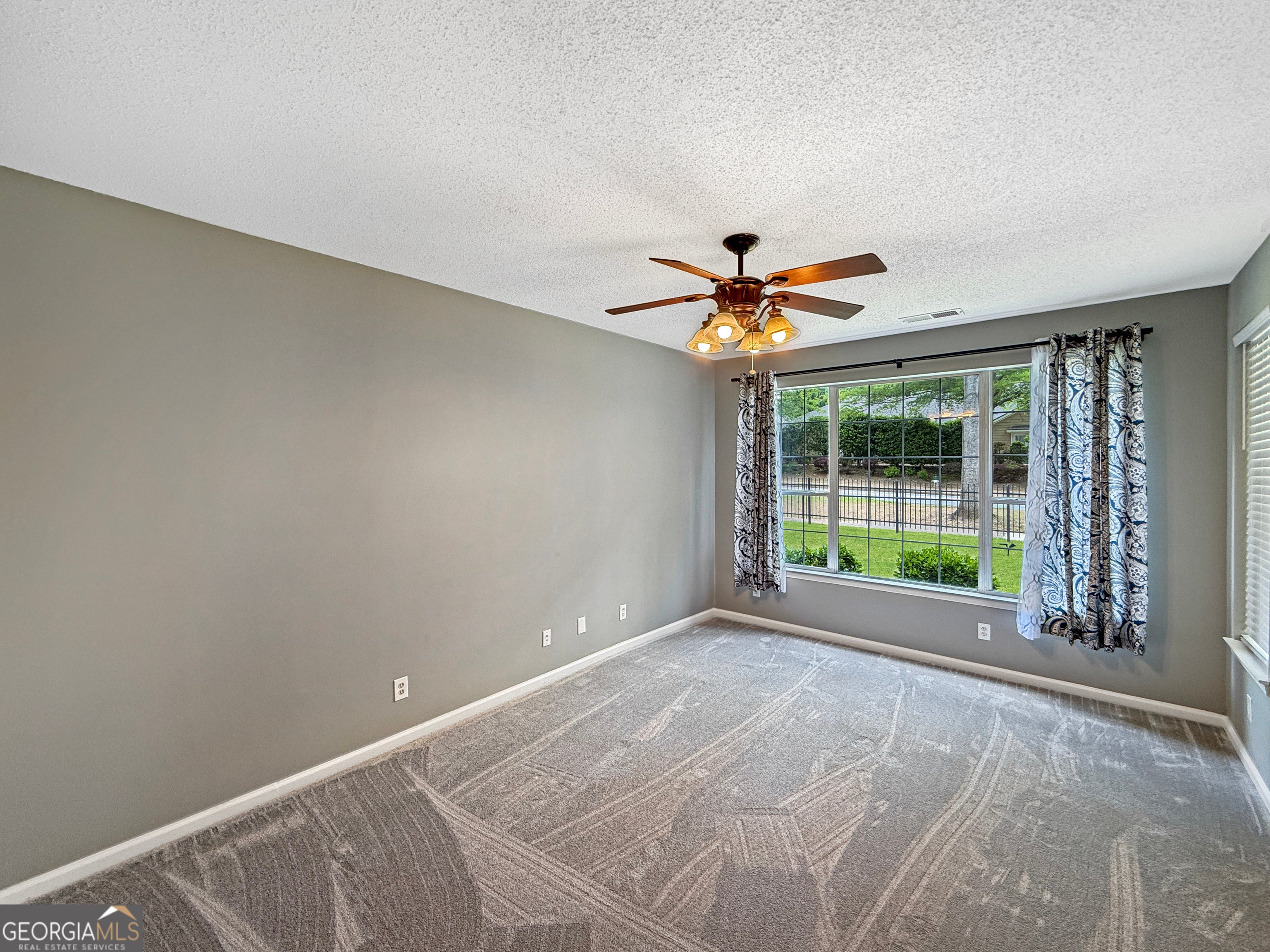353 Smokewood WAY
