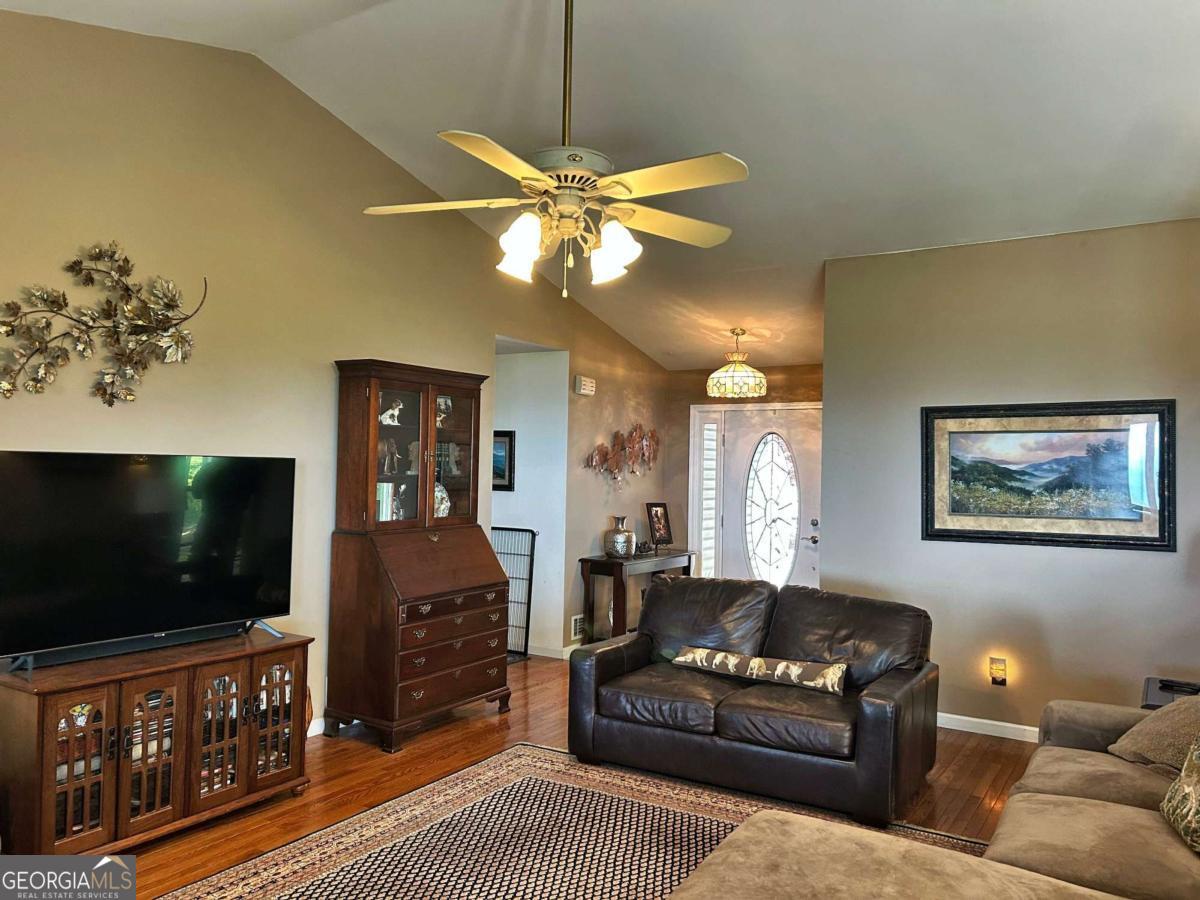 375 Valley View VIS