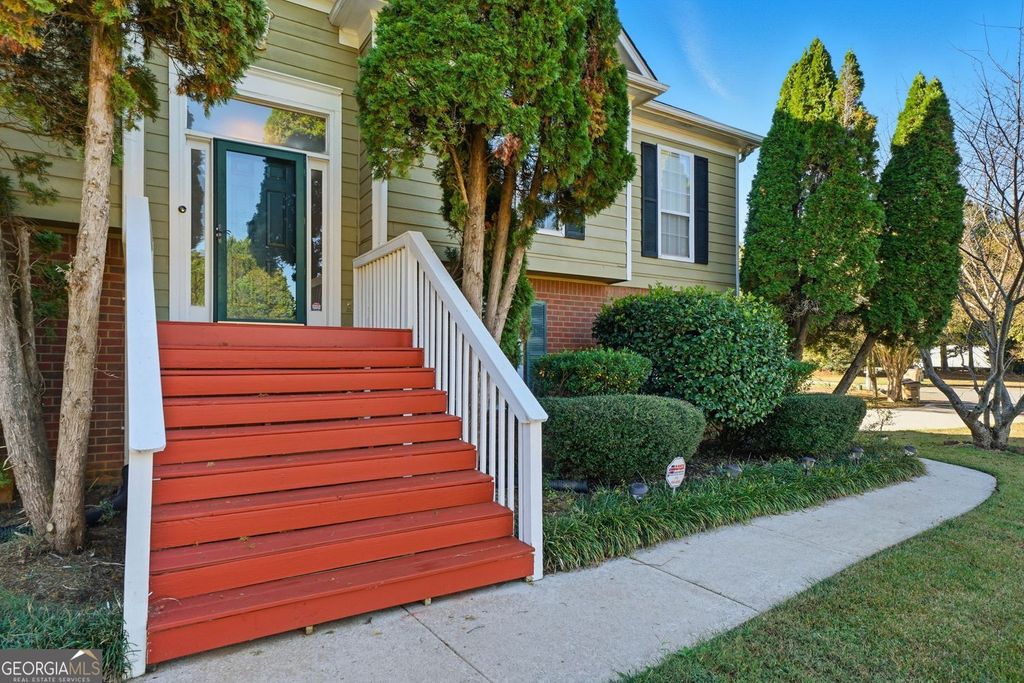 Photo of 147 Midland Drive, Stockbridge, GA 30281 (MLS # 10637148)