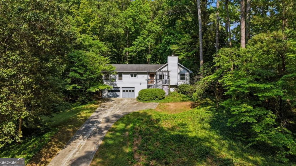 Photo of 2894 Mcpherson Road NE, Roswell, GA 30075 (MLS # 10741243)