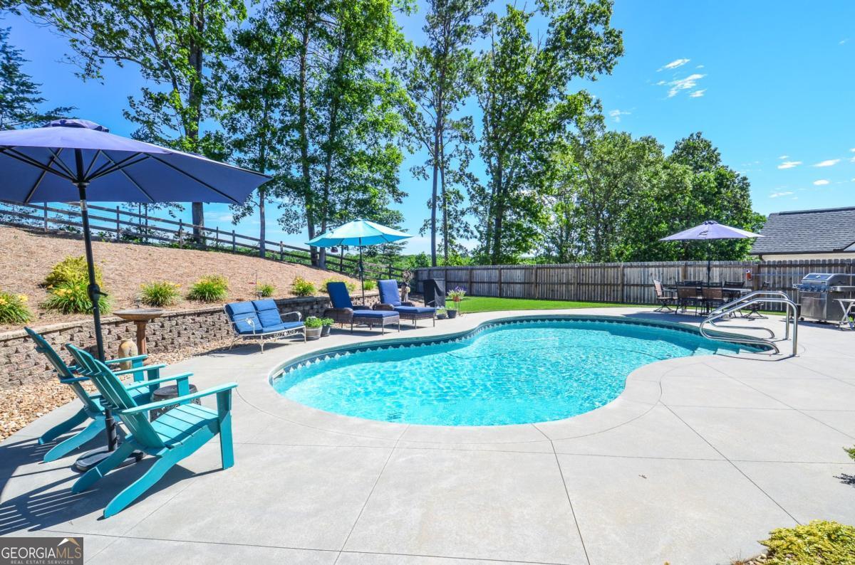 130 N Mountain Brooke DR