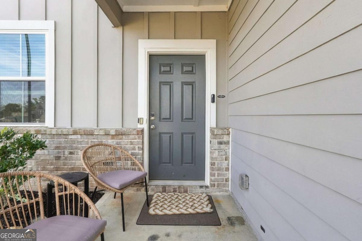 176 Summit Pointe DR