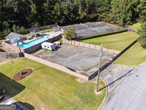 2222 Chateau DR Lawrenceville GA 30043