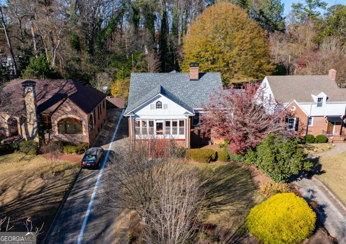 1366 Emory RD NE