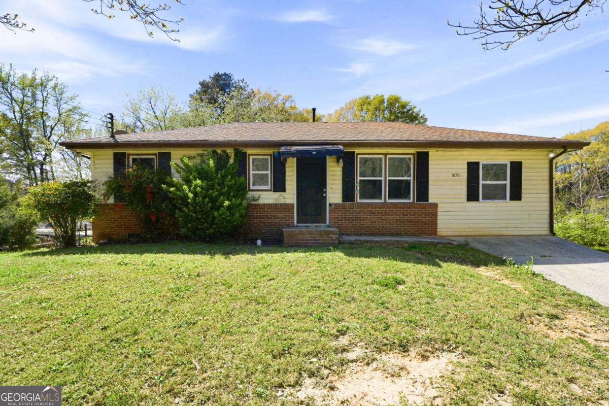 1650 Bridgeport DR NW