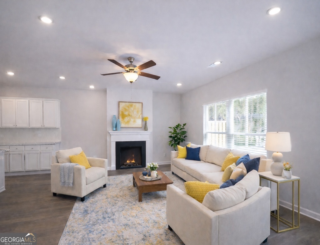 6347 Warbler CT