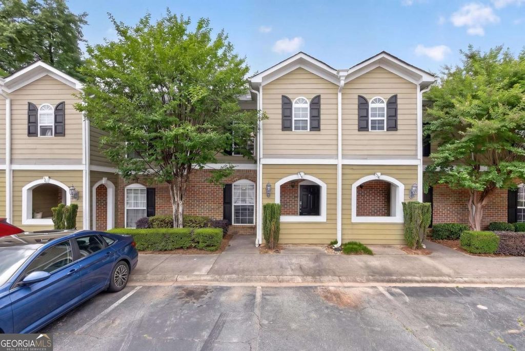 Photo of 816 Summer Place, Norcross, GA 30071 (MLS # 10775061)