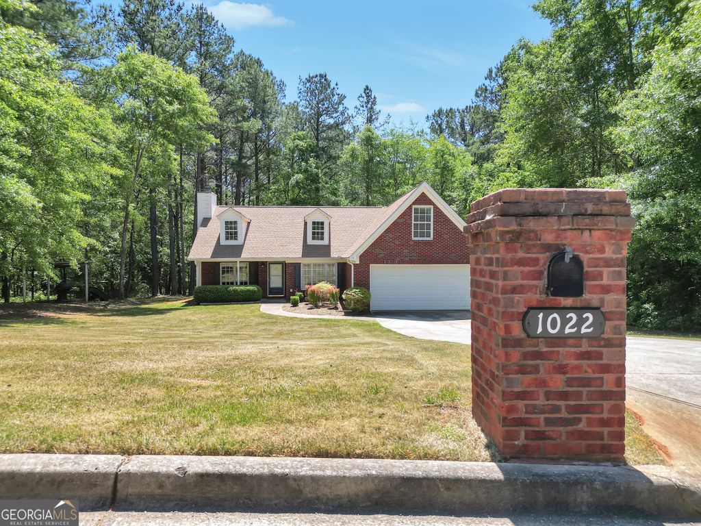 Photo of 1022 Miss Amber Way, Locust Grove, GA 30248 (MLS # 10769616)