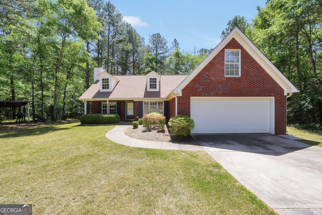 Photo of 1022 Miss Amber Way, Locust Grove, GA 30248 (MLS # 10769616)