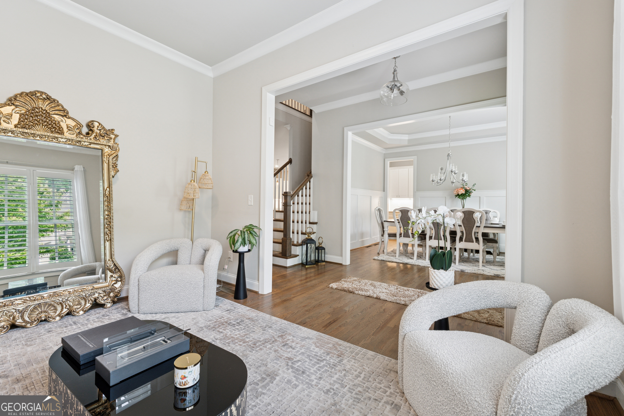 3998 Commodore DR