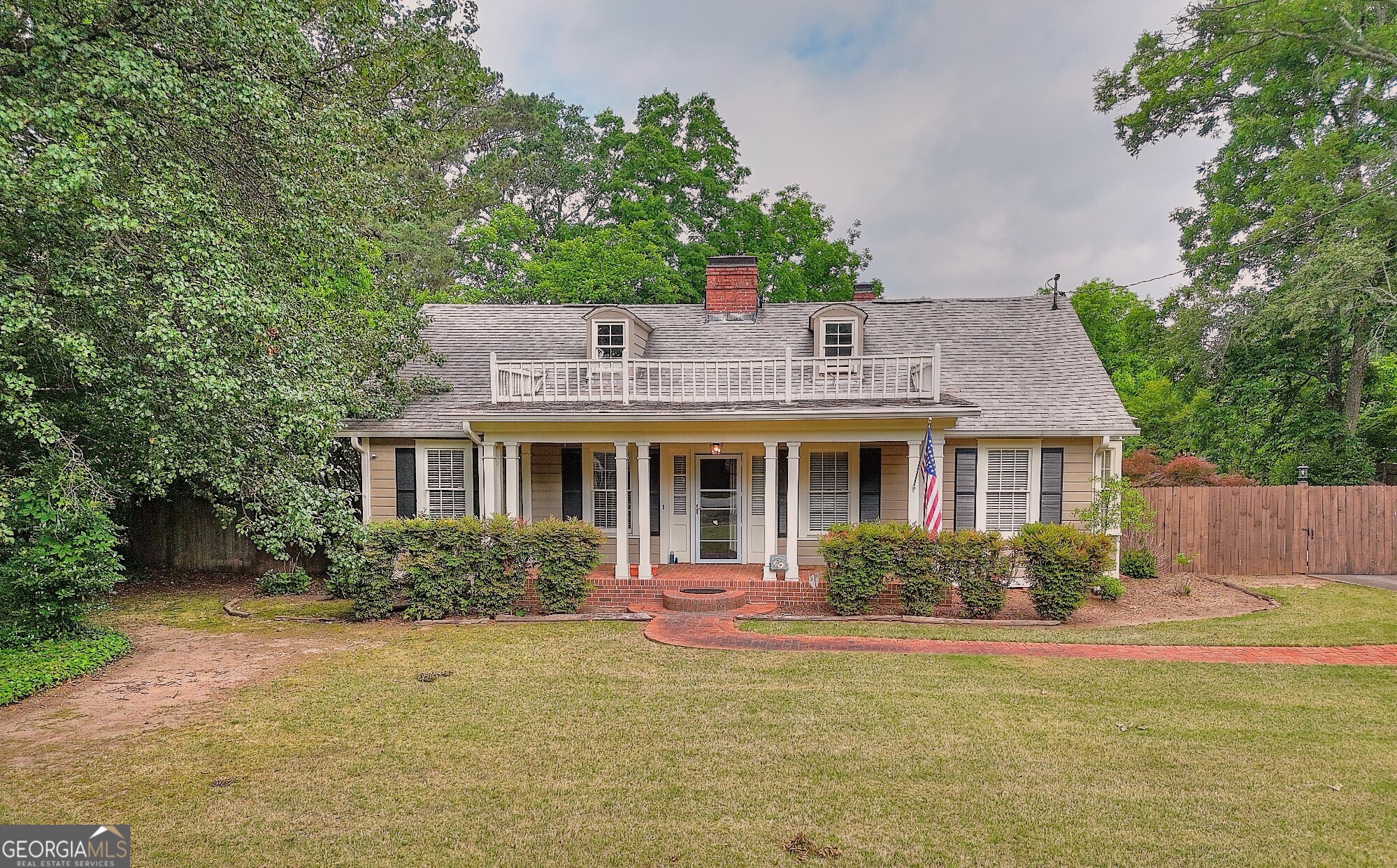 317 N Cherokee RD