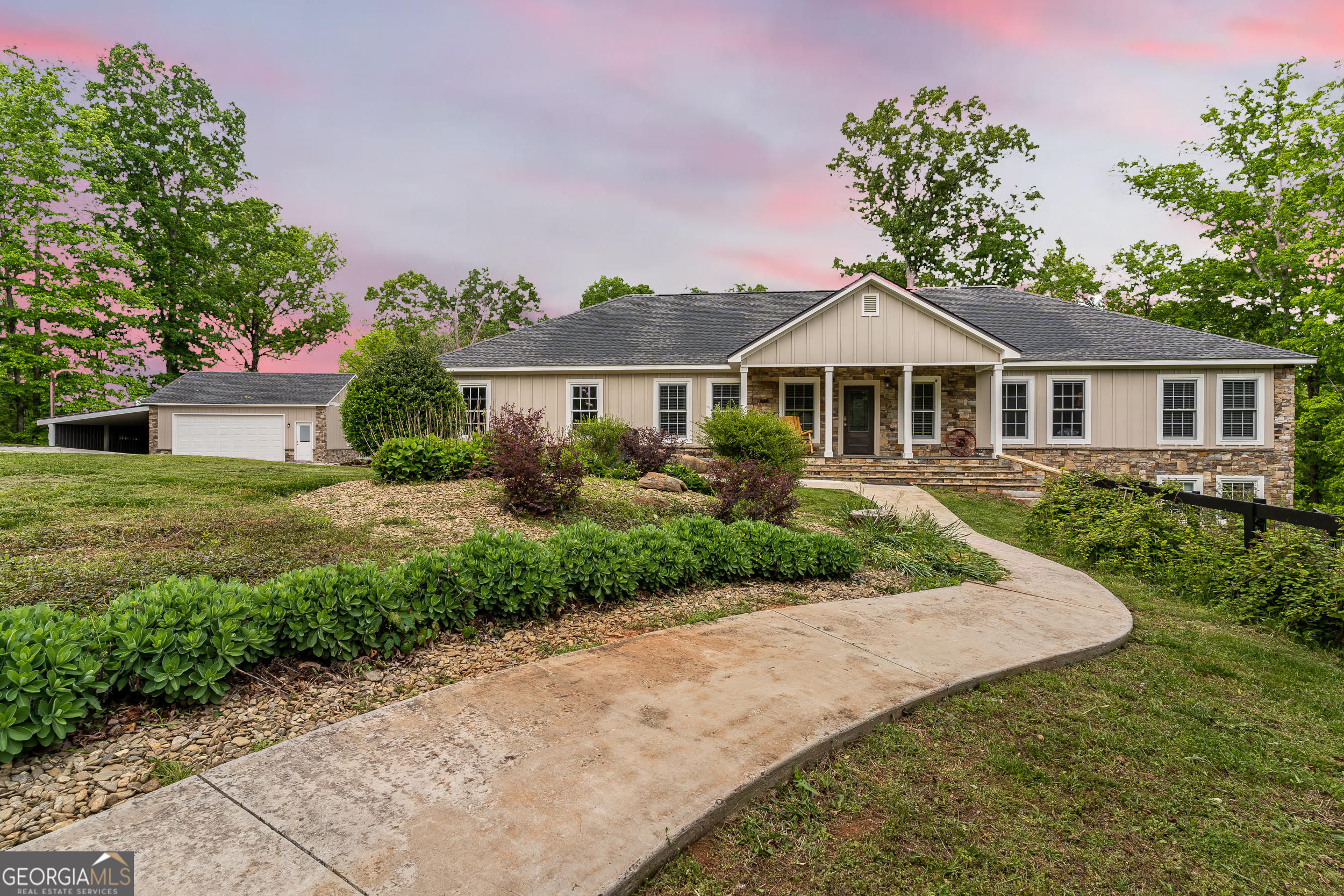 130 Springwood LN