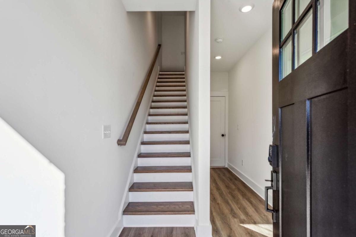 101 Mission WAY SE 101