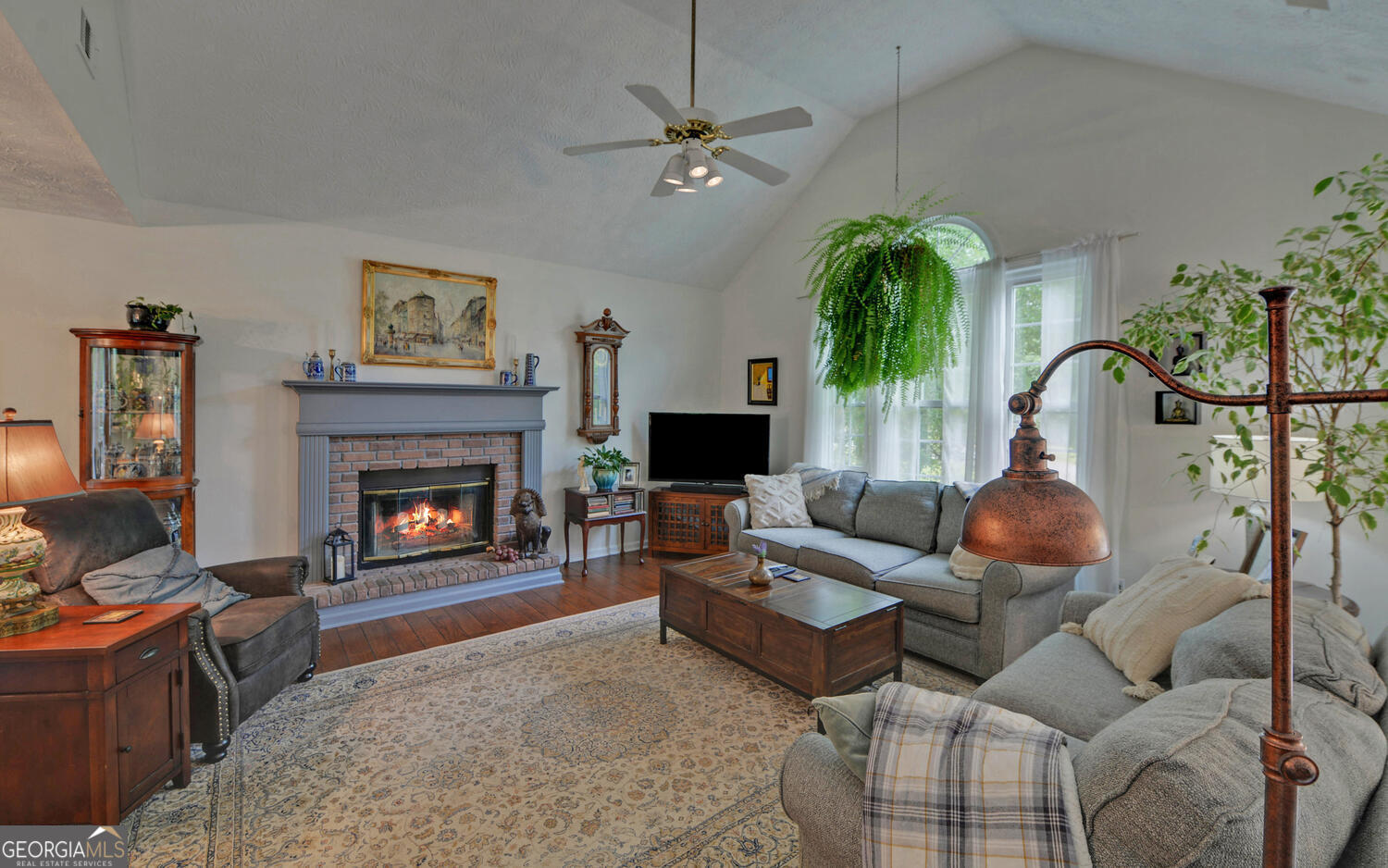 6525 Remington DR