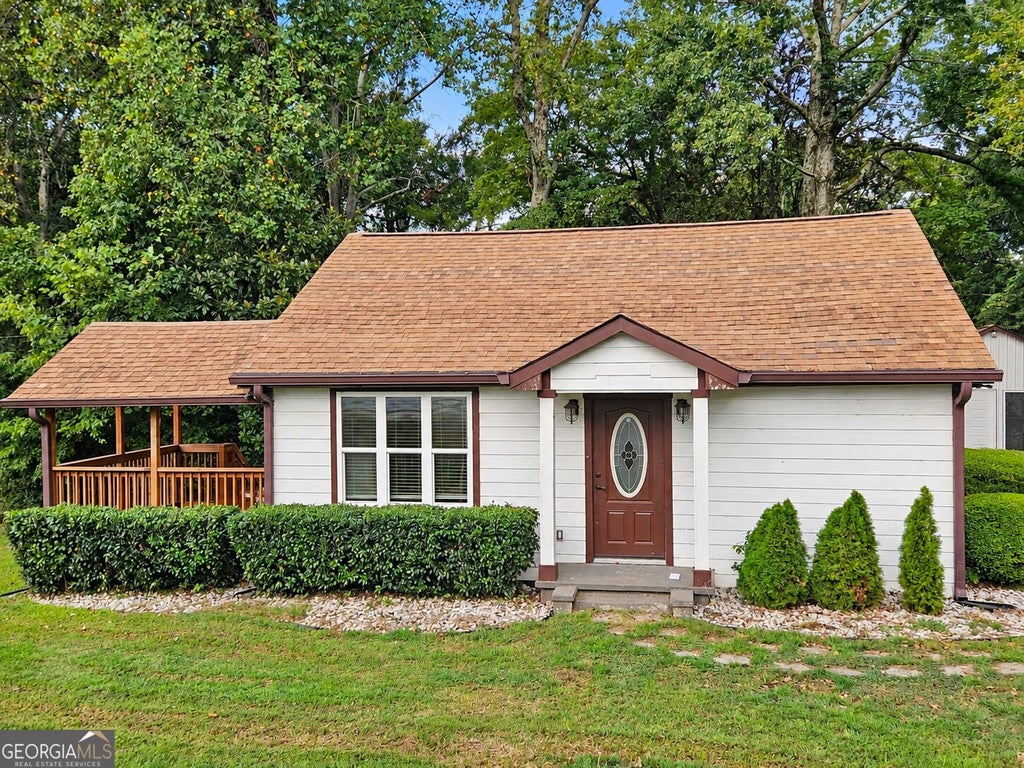 Photo of 104108 W May Street, Winder, GA 30680 (MLS # 10850497)