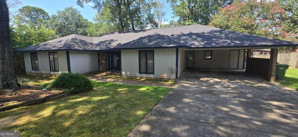 Photo of 3325 N Quay Drive, Columbus, GA 31909 (MLS # 10724855)