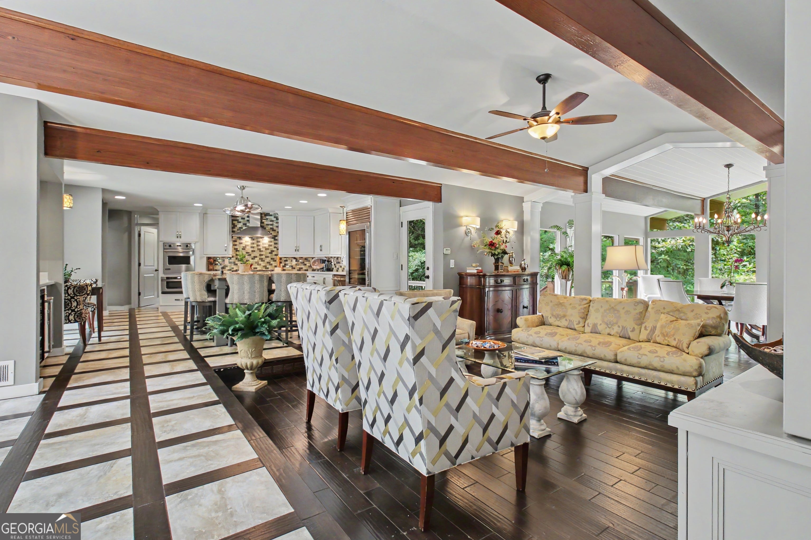 626 Golf View DR