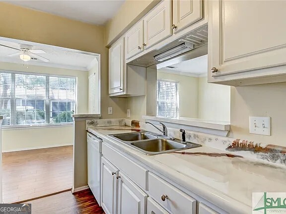 12300 Apache AVE APT 202