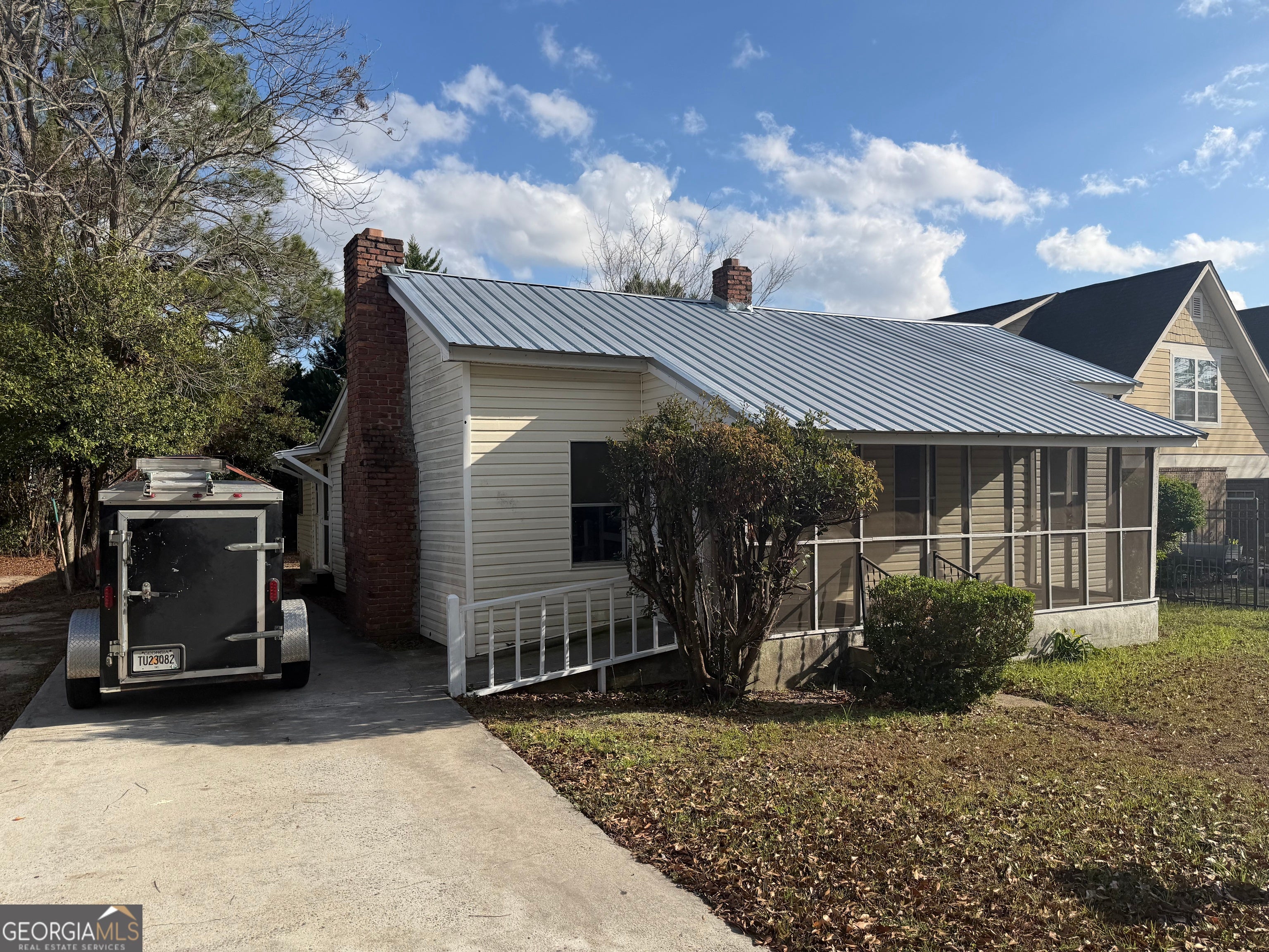1513 Pickard AVE