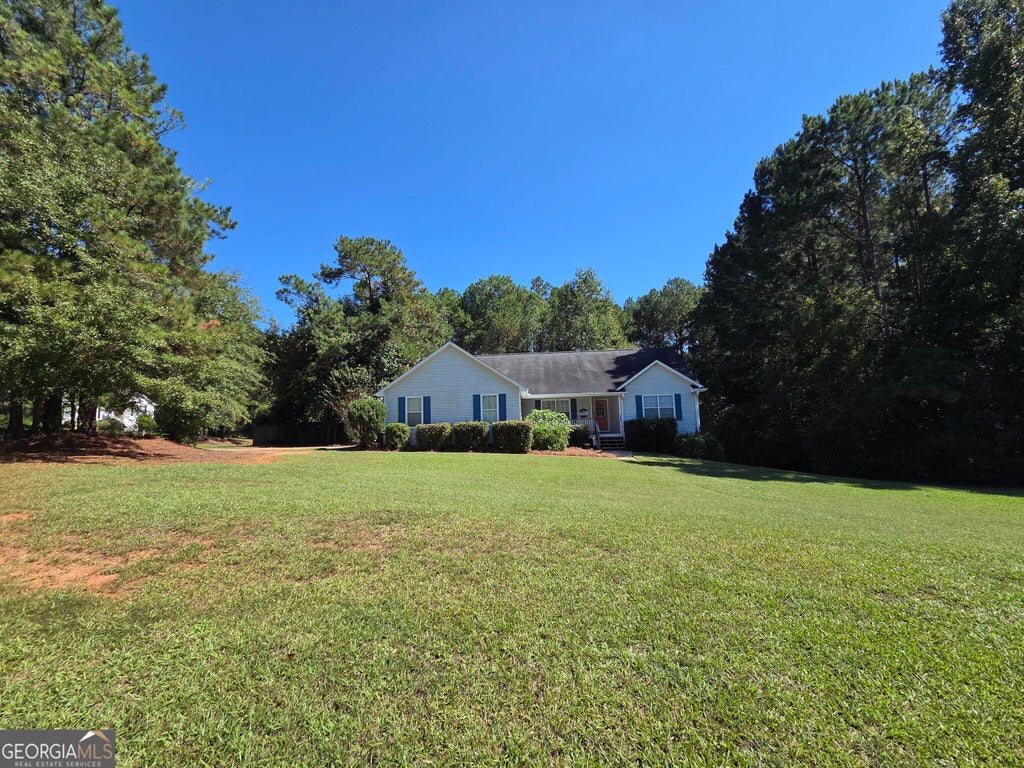 Photo of 801 Pointe Trail, Locust Grove, GA 30248 (MLS # 10869905)