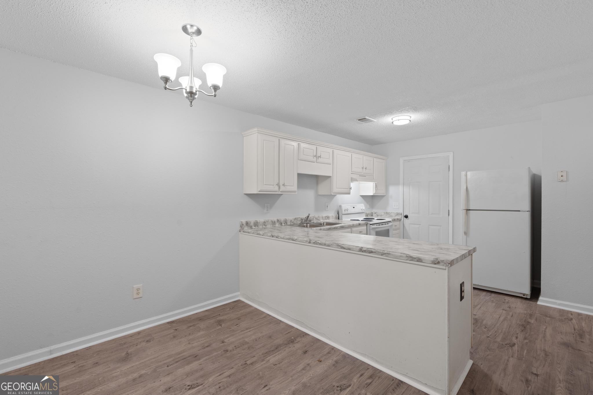 Creekerton @ City Sq - Residential