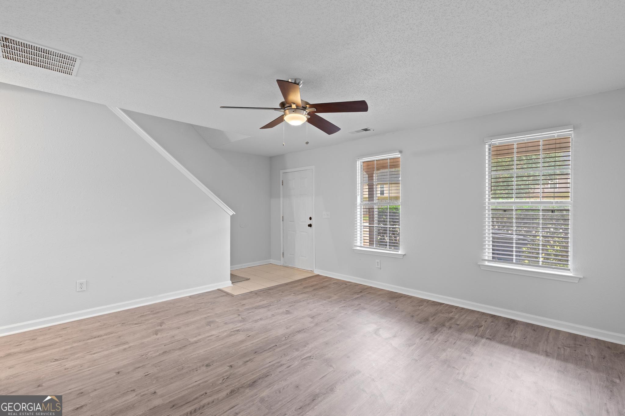 Creekerton @ City Sq - Residential