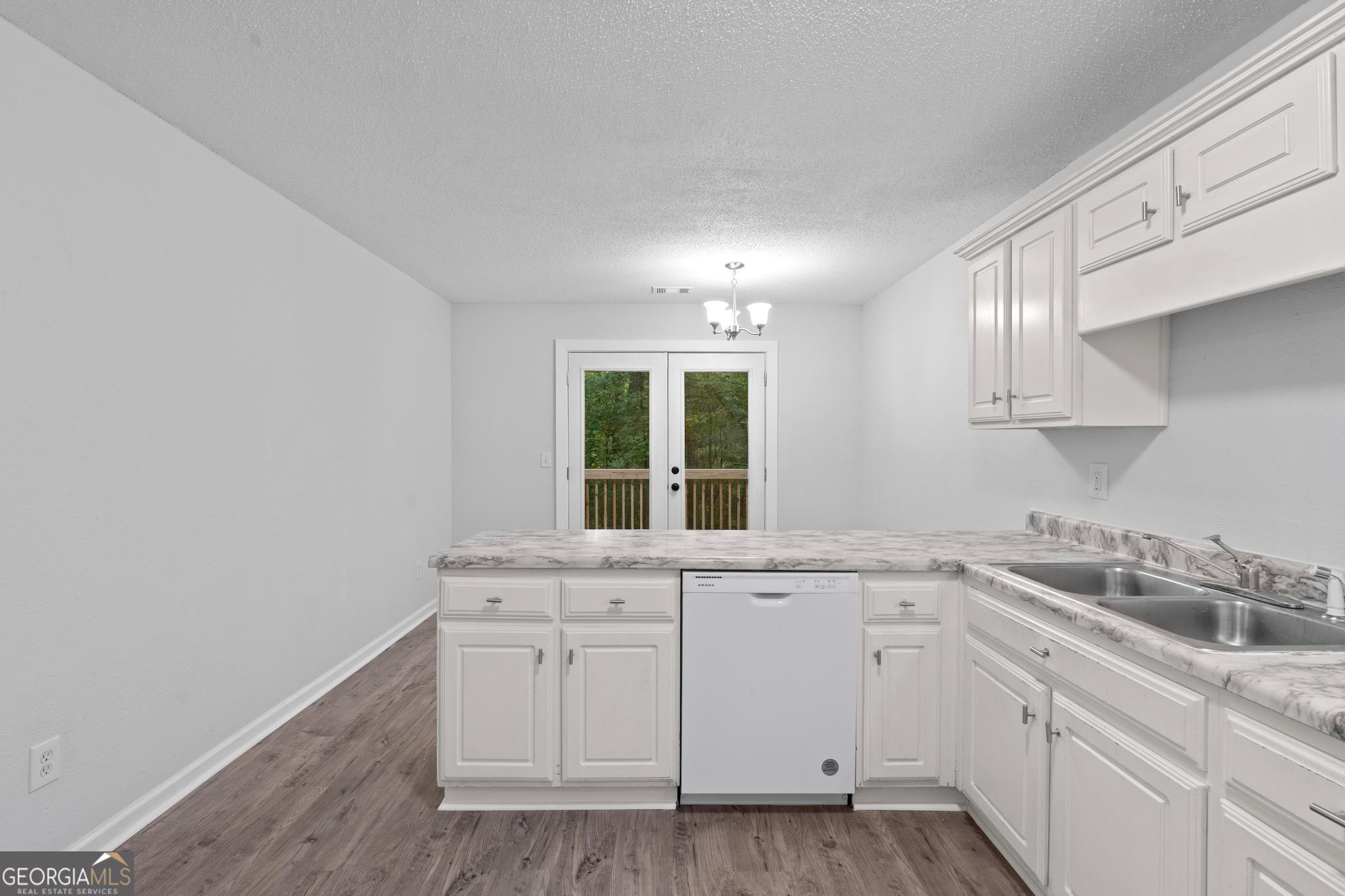Creekerton @ City Sq - Residential