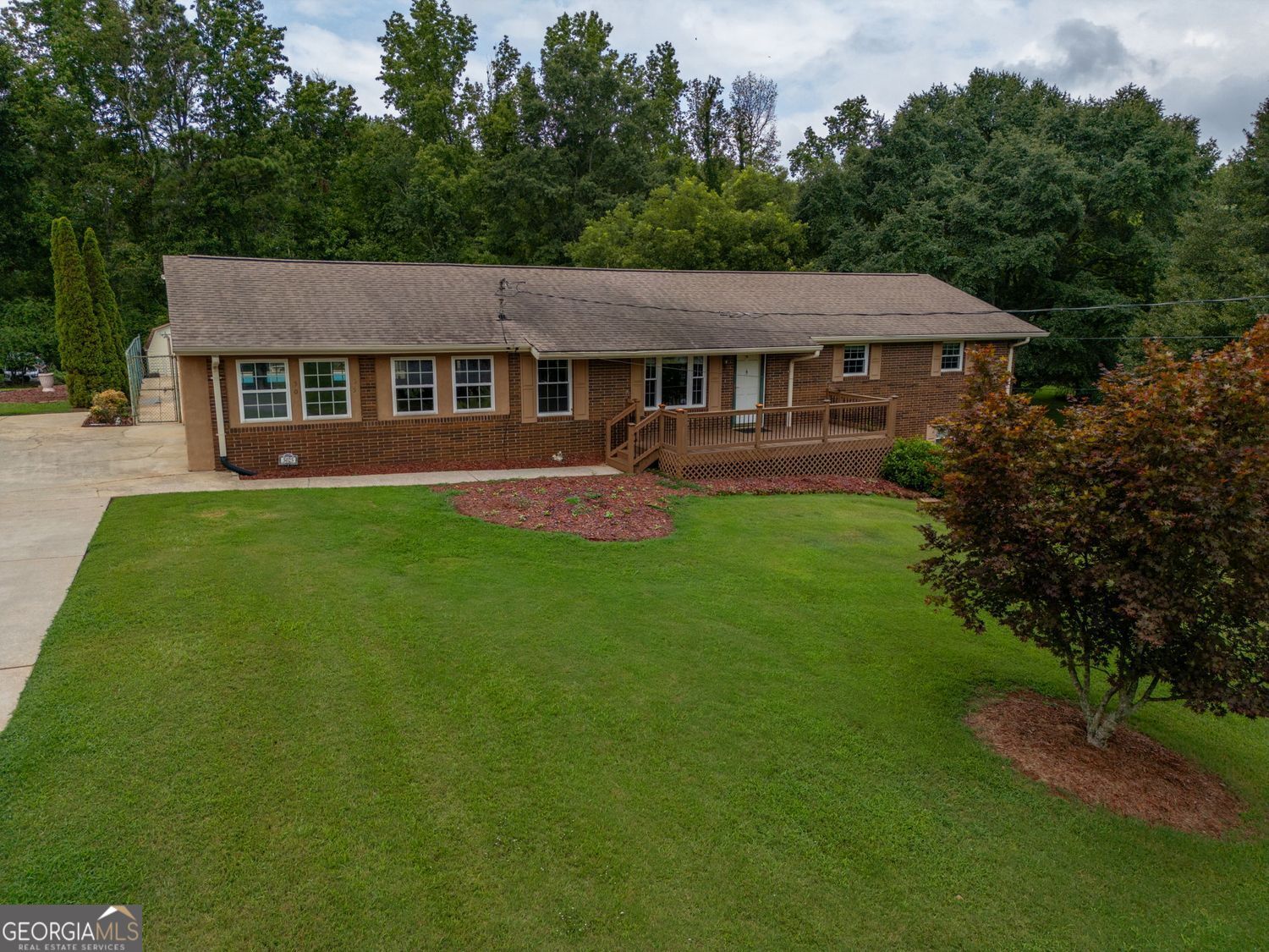 5025 Pleasant View CIR