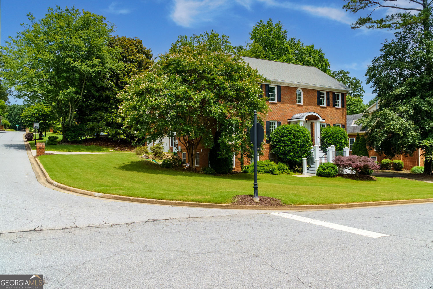 10645 Tuxford DR