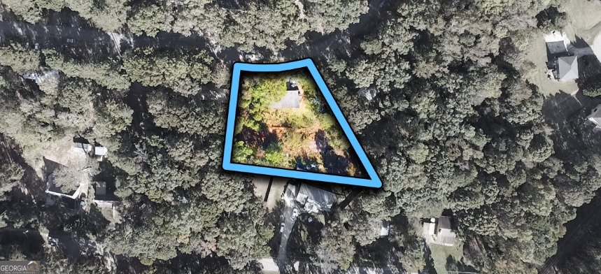 141 & 143 Nicole CIR