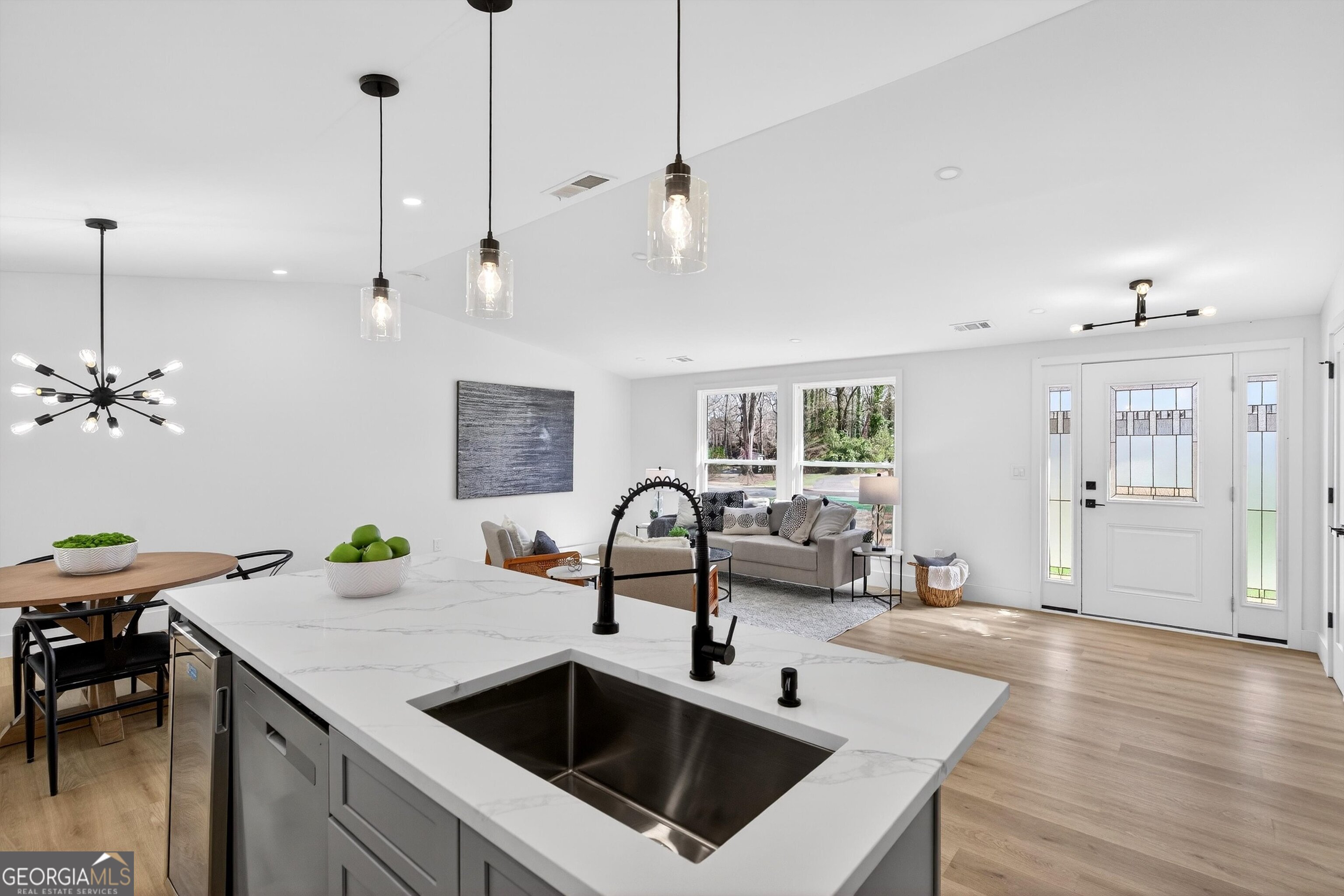 13 Perthshire DR