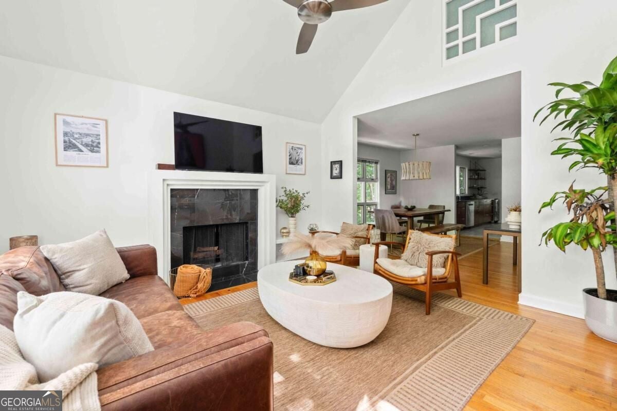 452 Sinclair AVE
