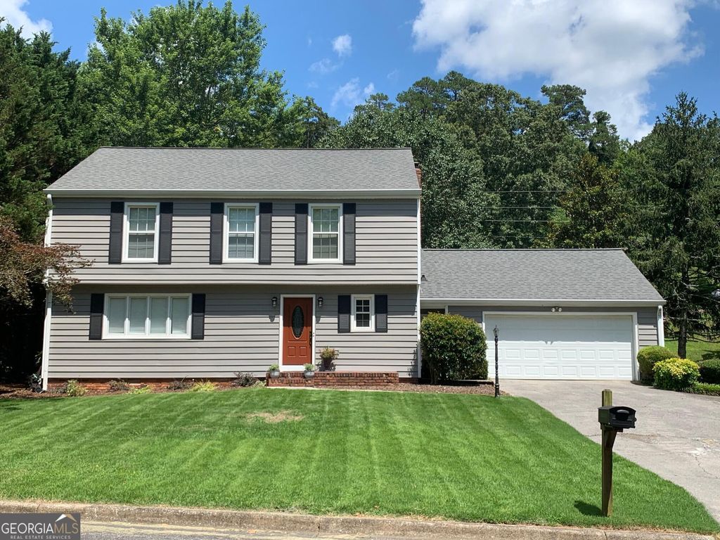 Photo of 1307 Valencia Way, Dalton, GA 30720 (MLS # 10633261)