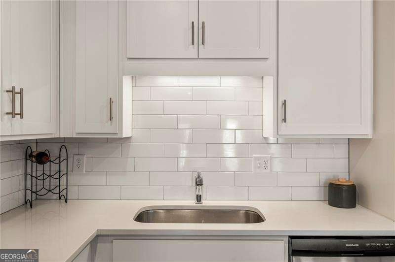 2030 Main ST NW 207