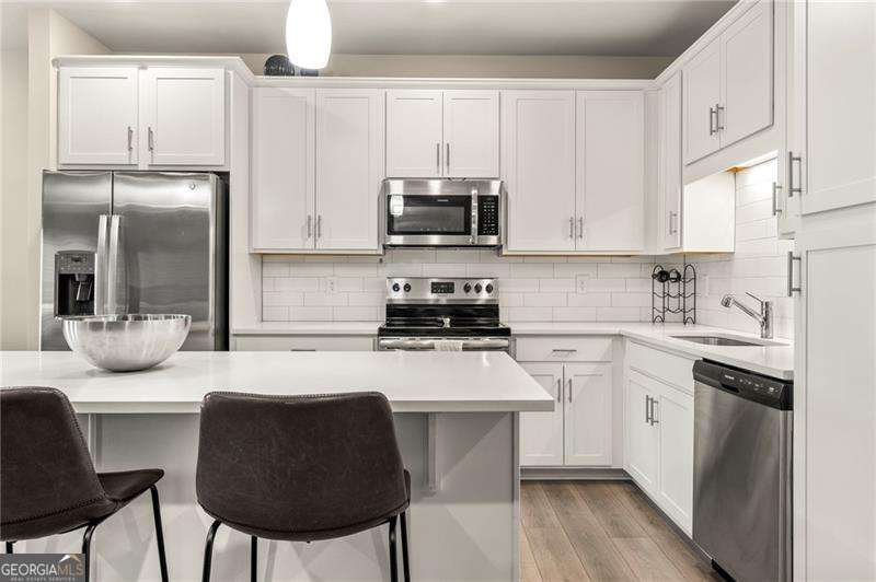 2030 Main ST NW 207