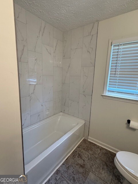 Newnan, Georgia 30265, United States, 4 Bedrooms Bedrooms, ,3 BathroomsBathrooms,Residential,Active,201510