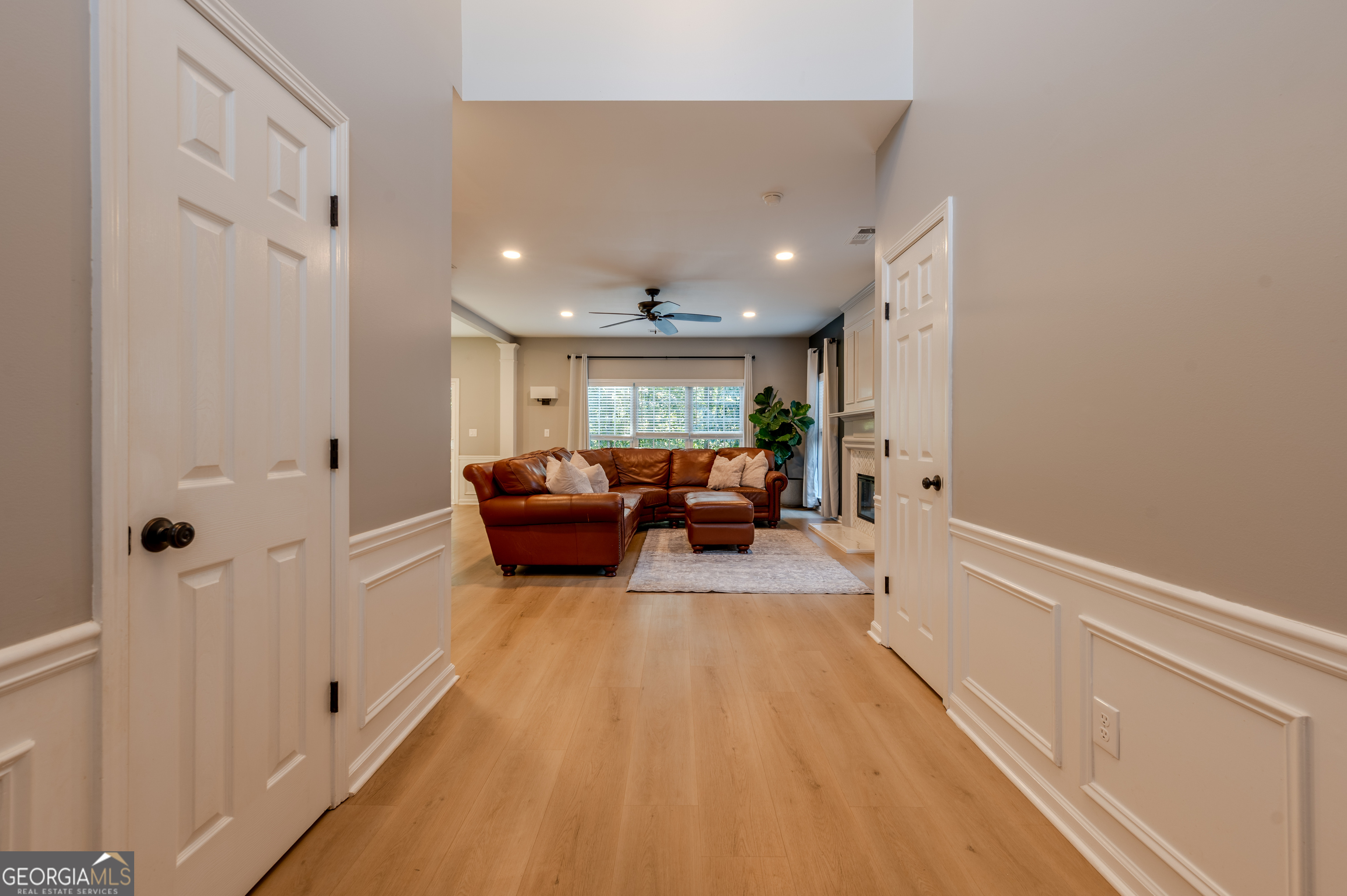 240 ASHLAND DR