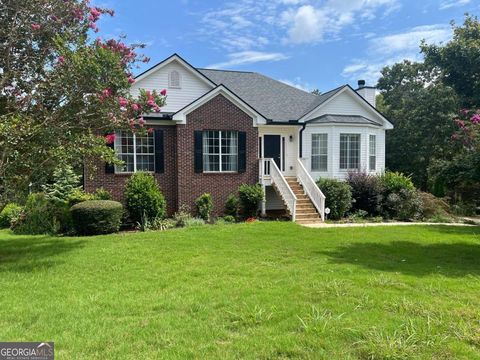 Photo of 4715 Deer Crossing Court, Flowery Branch, GA 30542 (MLS # 10608027)