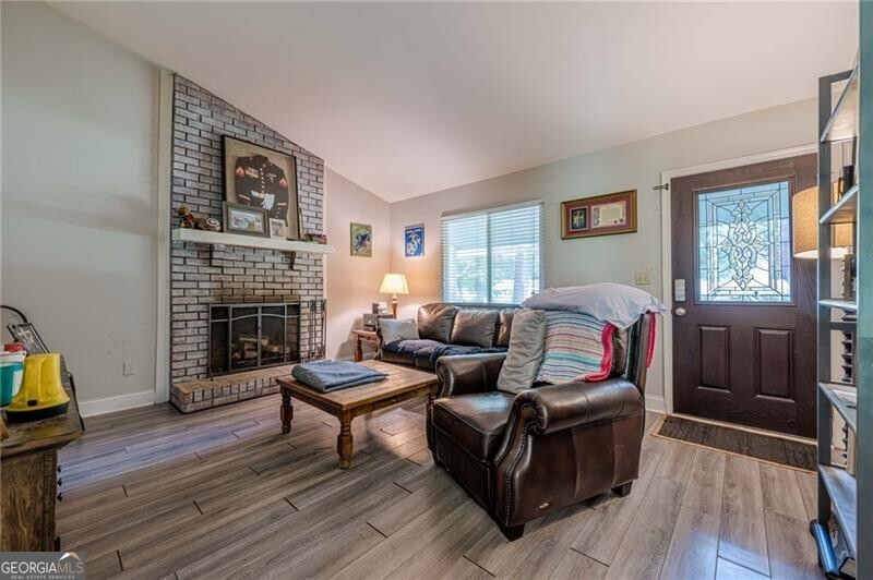 407 Jon Scott DR