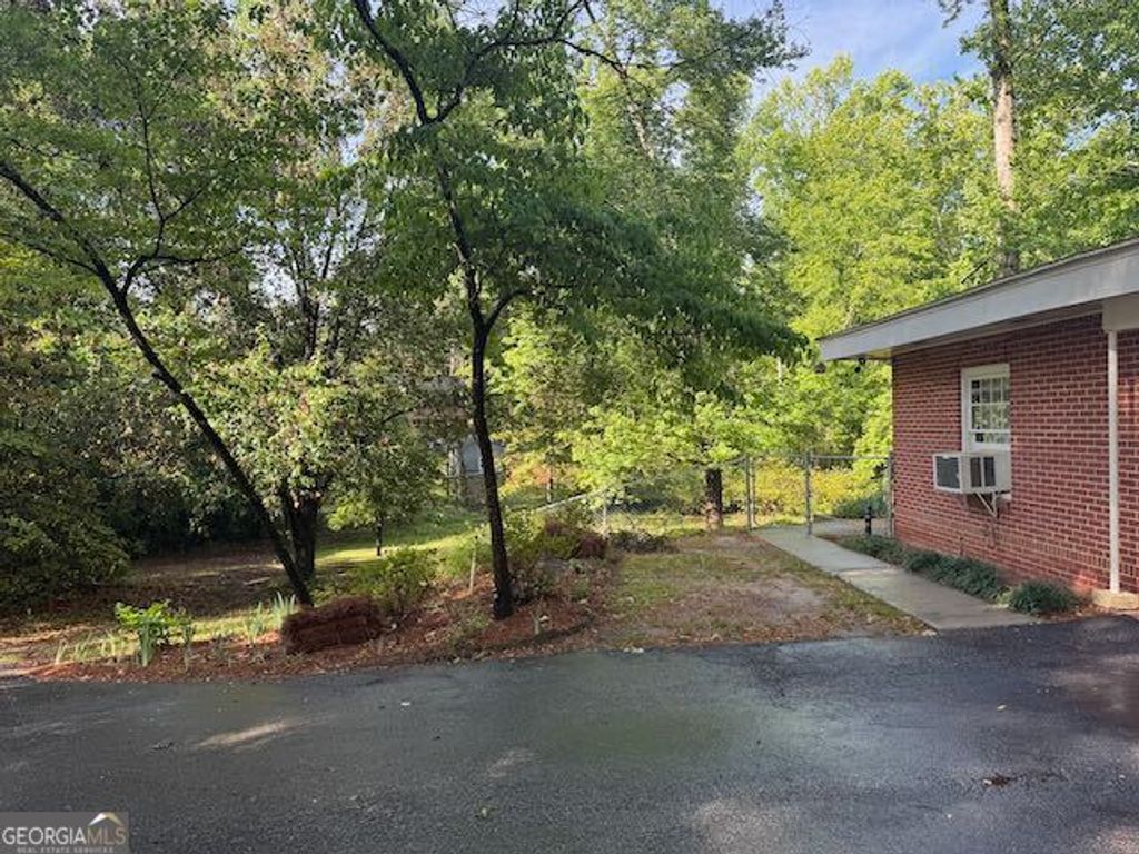 Photo of 605 W Haynes Street, Sandersville, GA 31082 (MLS # 10757830)