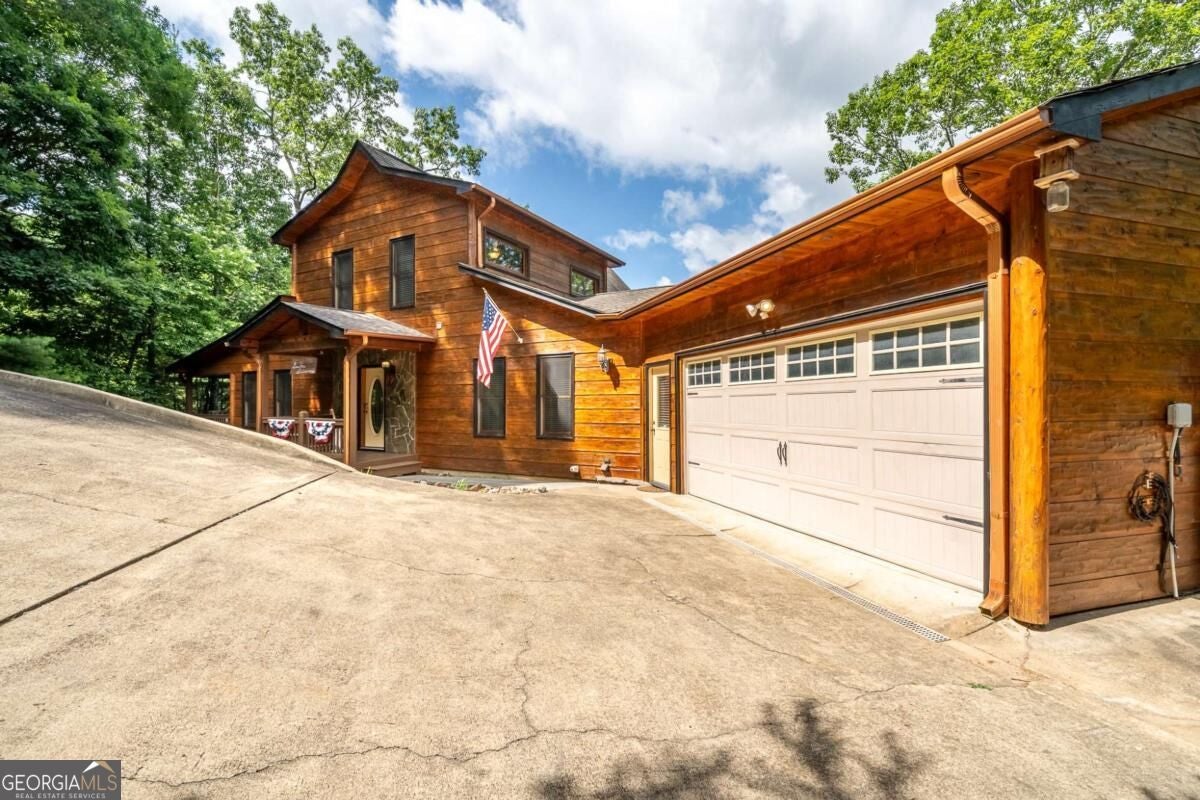 30 Shepherds LN