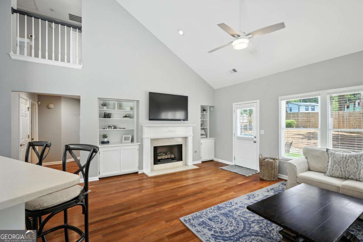 200 Ennisbrook DR SE