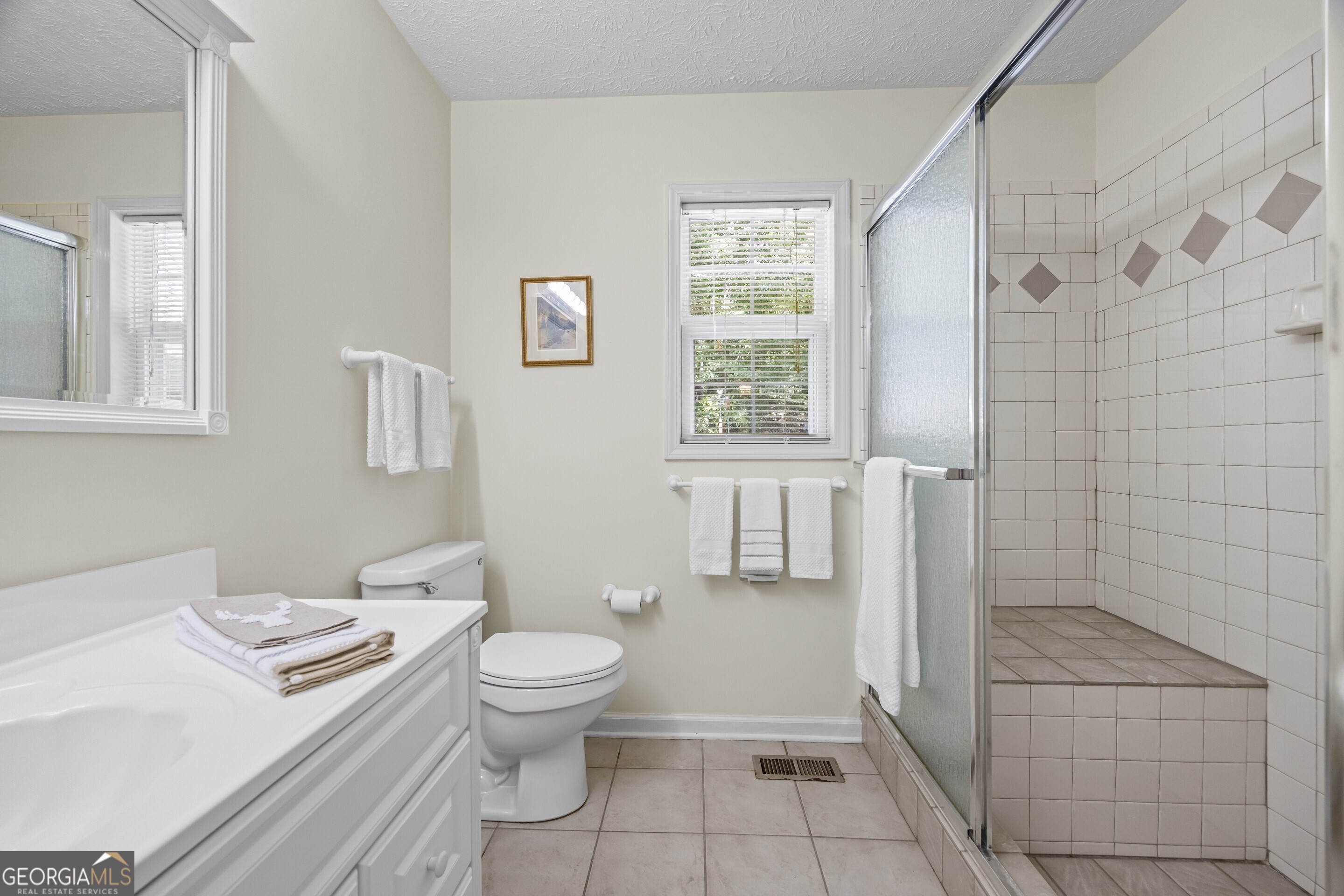 Martin, Georgia 30557, United States, 4 Bedrooms Bedrooms, ,4 BathroomsBathrooms,Residential,Pending,176317