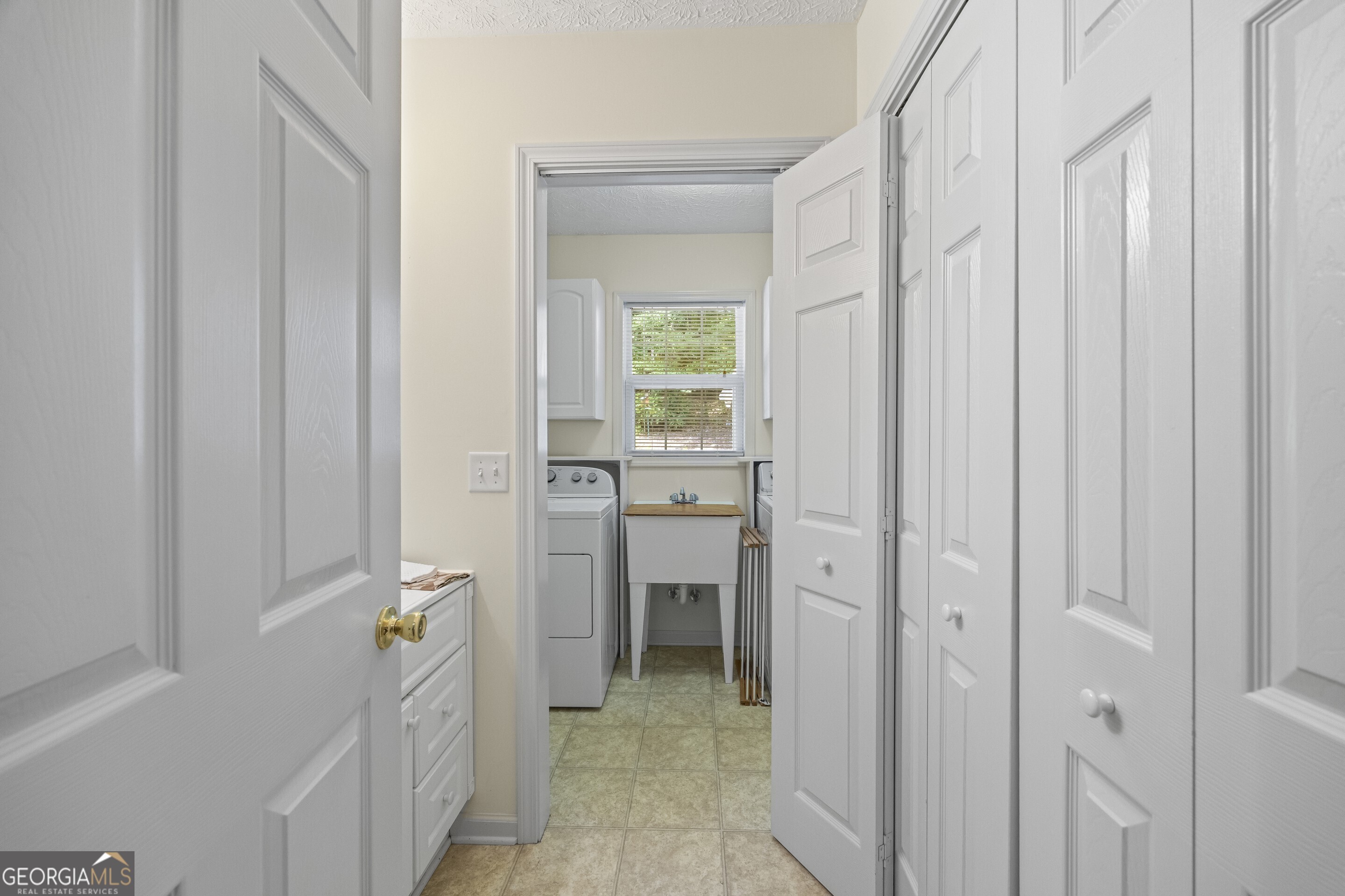 Martin, Georgia 30557, United States, 4 Bedrooms Bedrooms, ,4 BathroomsBathrooms,Residential,Pending,176317