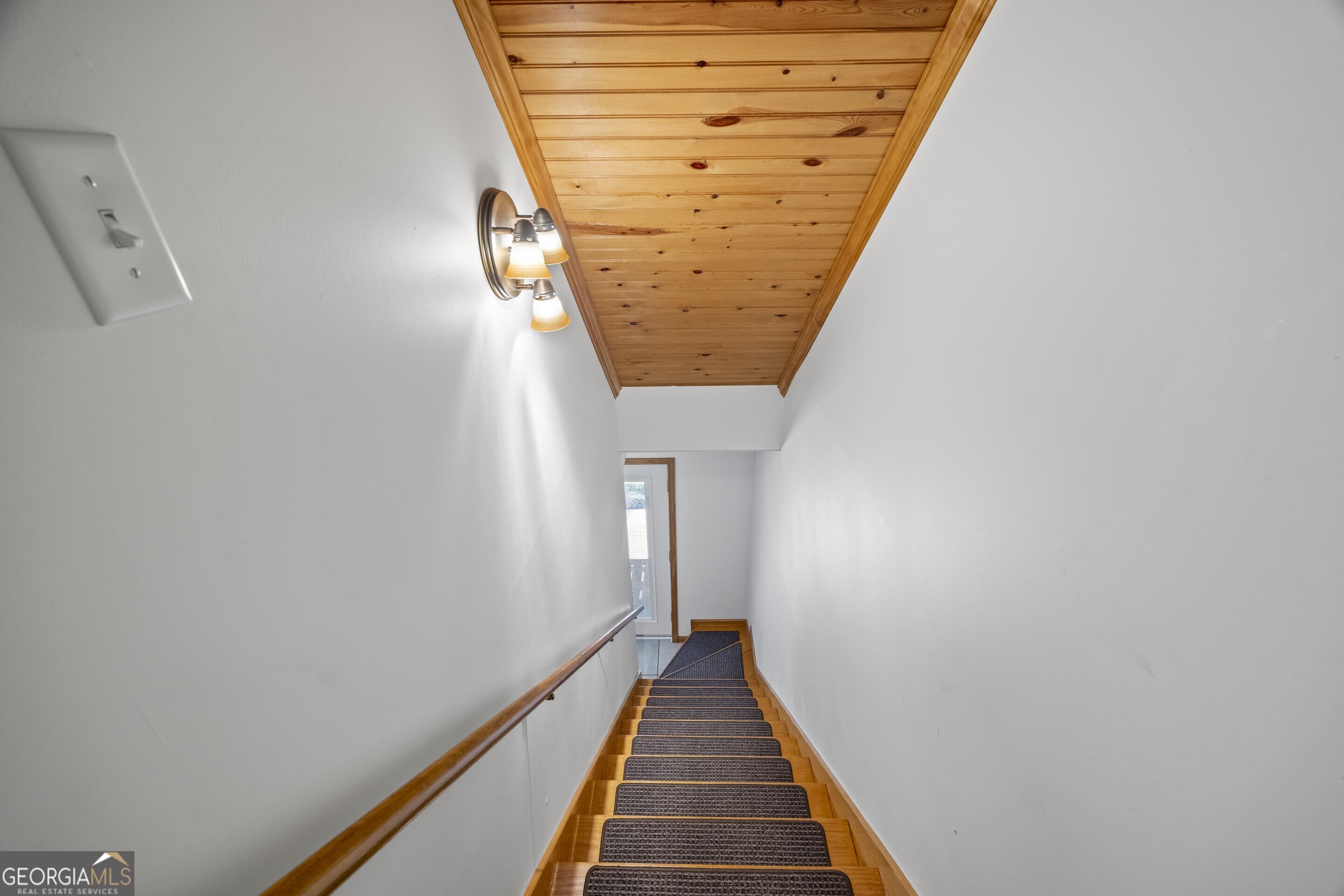 Martin, Georgia 30557, United States, 4 Bedrooms Bedrooms, ,4 BathroomsBathrooms,Residential,Pending,176317