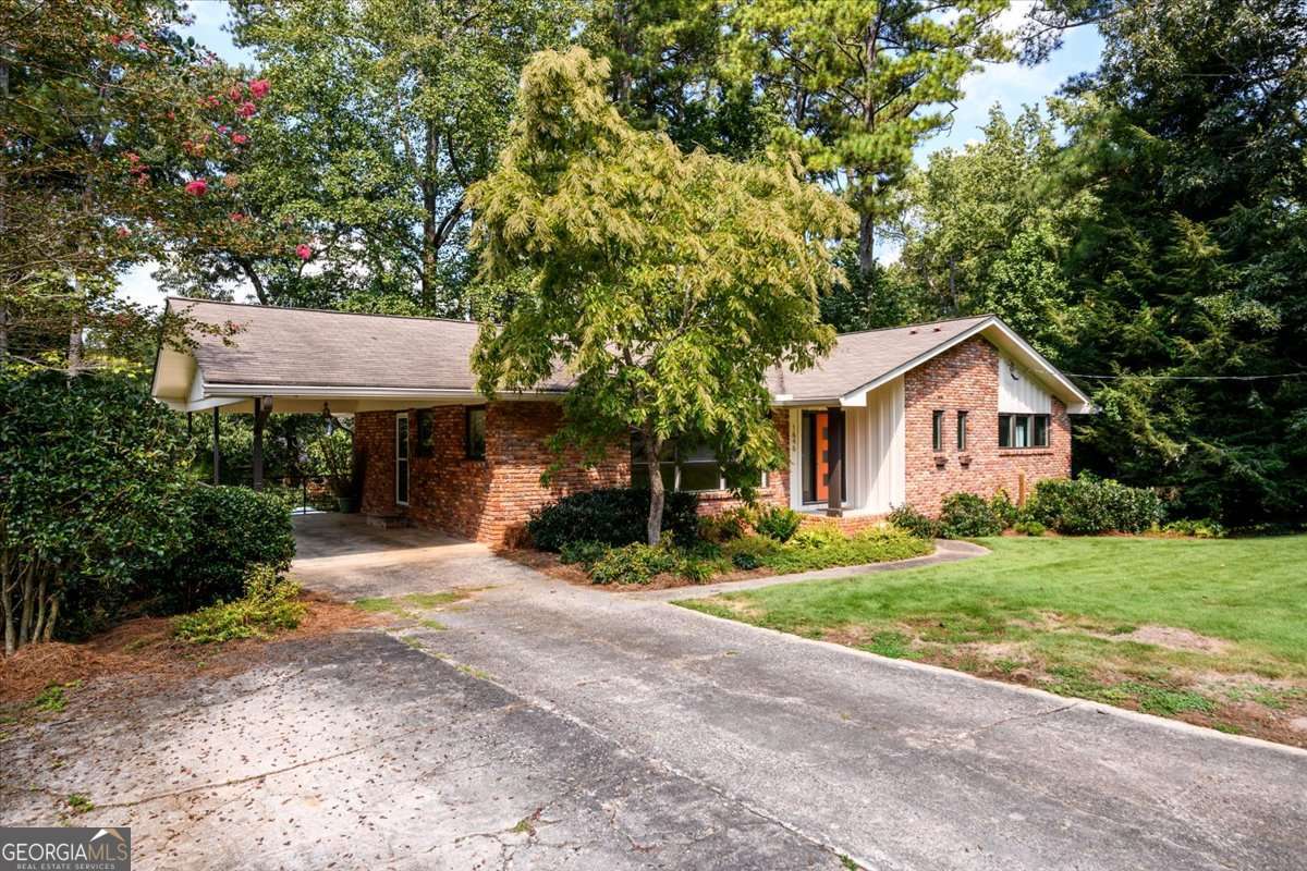 1646 Montcliff CT