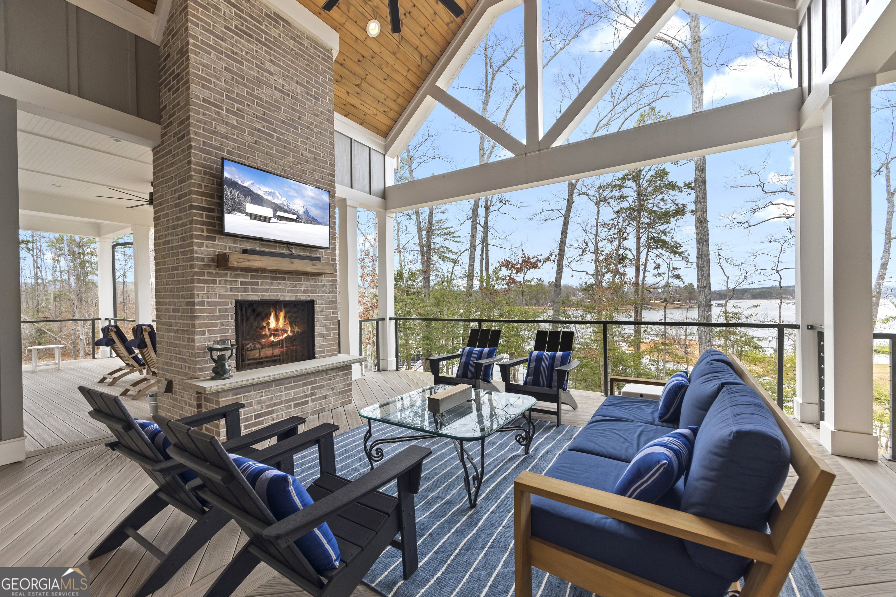 Martin, Georgia 30557, United States, 5 Bedrooms Bedrooms, ,4 BathroomsBathrooms,Residential,Pending,5558