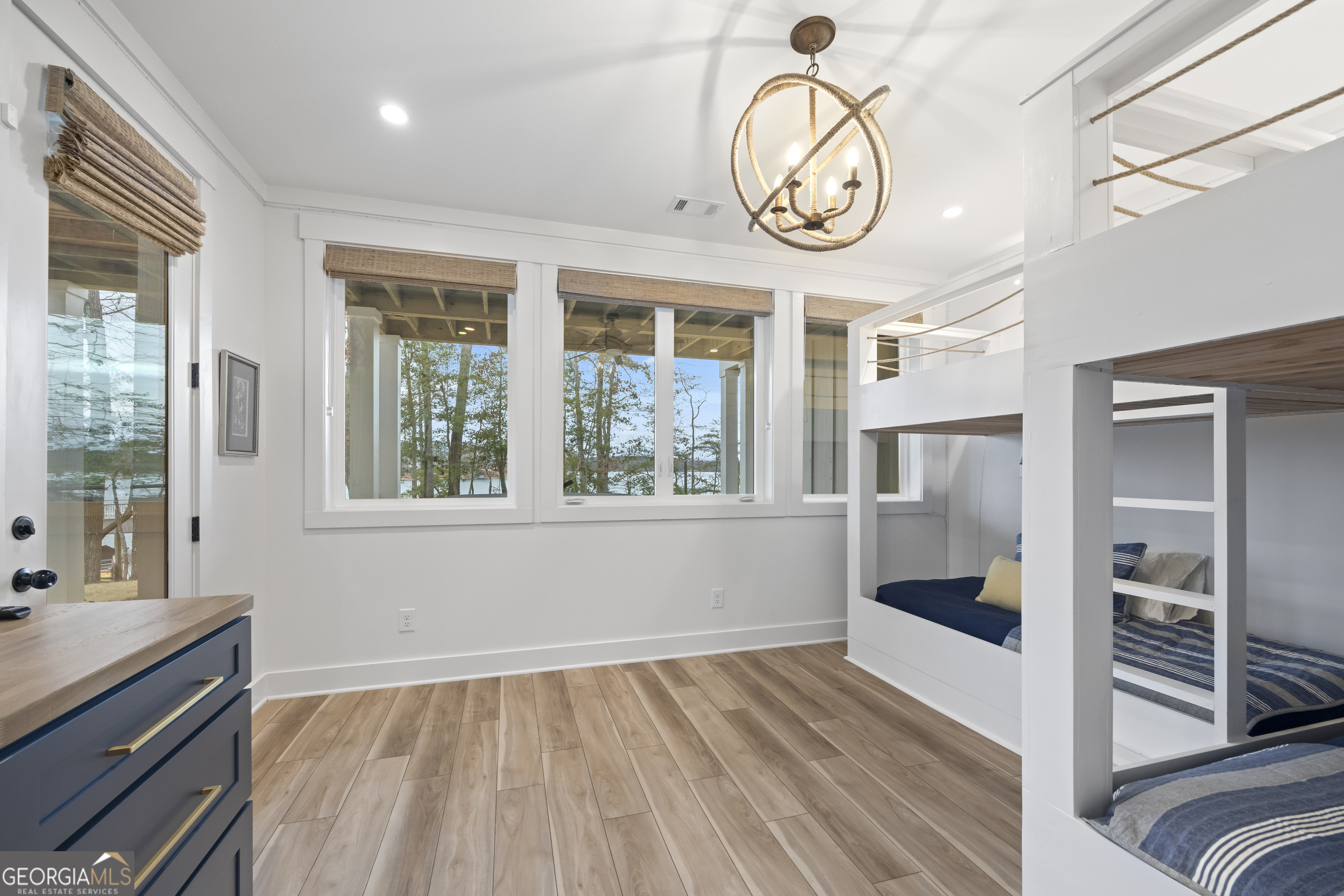 Martin, Georgia 30557, United States, 5 Bedrooms Bedrooms, ,4 BathroomsBathrooms,Residential,Pending,5558